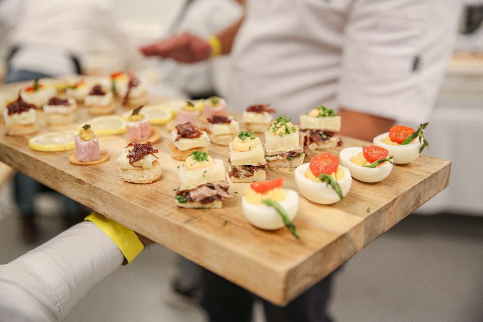 Canapés and cocktails by Catering by Fleuri